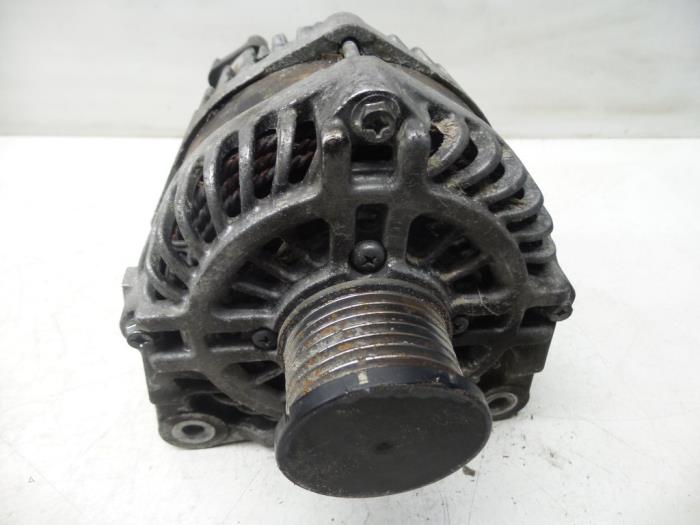 Usagé Dynamo Renault Grand Scénic III (JZ) 1.4 16V TCe 130 Prix sur demande proposé par N Kossen Autorecycling BV