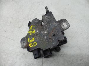 Used Bonnet lock mechanism Ford Galaxy (WA6) 2.0 TDCi 16V 140 Price on request offered by N Kossen Autorecycling BV
