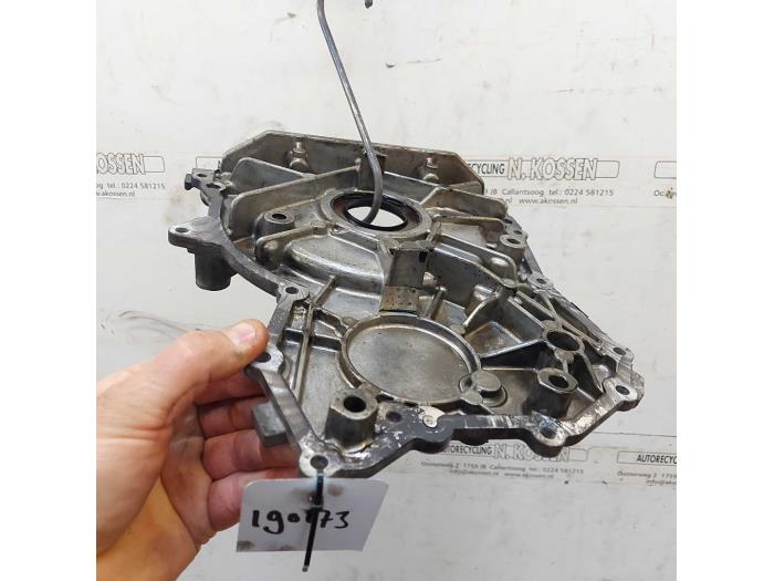 Usagé Couvercle de distribution Mercedes ML-Klasse Prix sur demande proposé par N Kossen Autorecycling BV