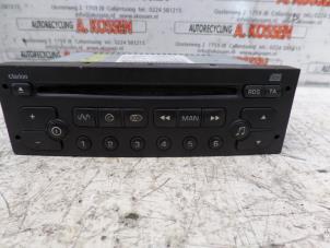 Używane Radioodtwarzacz CD Citroen C3 (FC/FL/FT) 1.4 HDi Cena na żądanie oferowane przez N Kossen Autorecycling BV