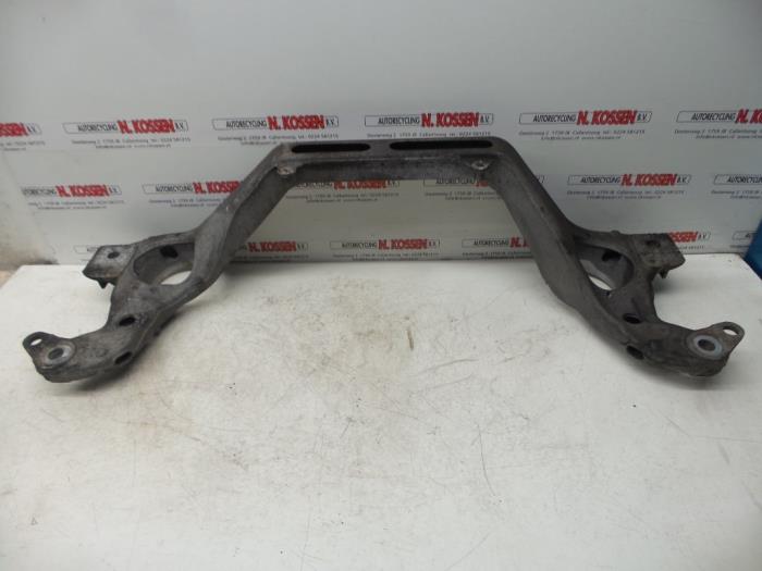 Used Subframe Audi Q7 (4LB) 4.2 TDI V8 32V Price on request offered by N Kossen Autorecycling BV
