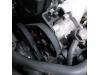 Pompe direction assistée d'un Kia Rio II (DE), 2005 / 2011 1.4 16V, Berline avec hayon arrière, Essence, 1.399cc, 71kW (97pk), FWD, G4EE, 2005-03 / 2011-12 2006