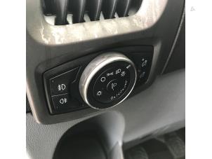 Used Light switch Ford Transit Price on request offered by N Kossen Autorecycling BV