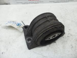 Used Engine mount Fiat Ducato (243/244/245) 2.8 JTD Price on request offered by N Kossen Autorecycling BV