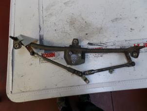 Used Wiper mechanism Volkswagen Golf IV (1J1) 1.6 Price on request offered by N Kossen Autorecycling BV
