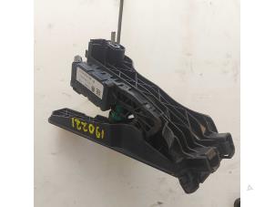 Used Accelerator pedal Skoda Octavia Combi (1Z5) 1.8 TSI 16V Price on request offered by N Kossen Autorecycling BV