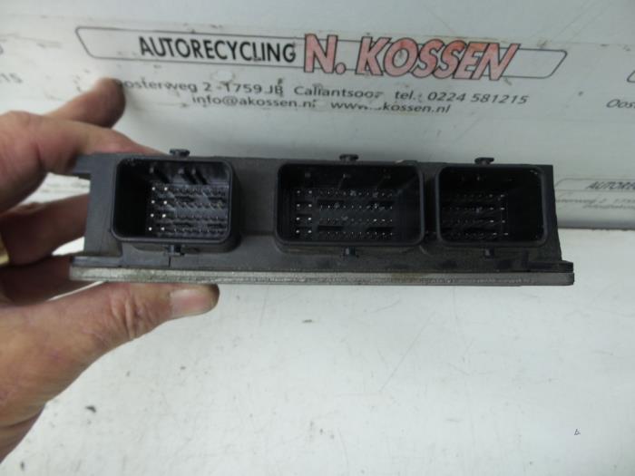 Used Engine management computer Renault Kangoo Express (FC) 1.5 dCi 65 Price on request offered by N Kossen Autorecycling BV