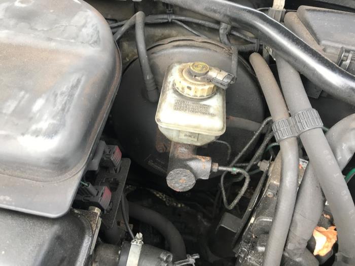 Usagé Servo frein Saab 9-3 I (YS3D) 2.0,S 16V Prix sur demande proposé par N Kossen Autorecycling BV