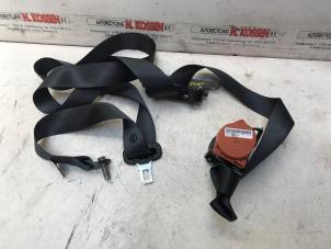Used Rear seatbelt, centre Nissan Navara Price on request offered by N Kossen Autorecycling BV