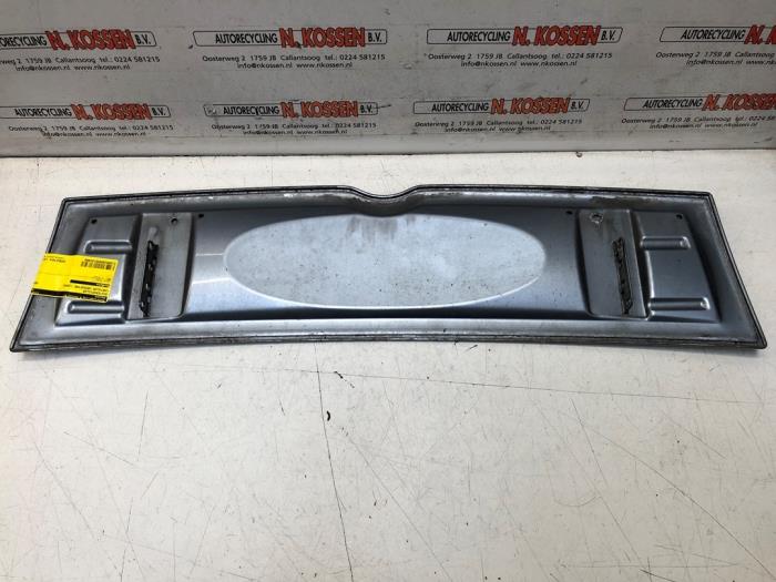 Heckspoiler Chrysler Crossfire PS3 - N Kossen Autorecycling BV