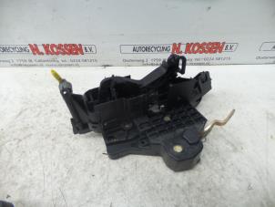 Used Door lock mechanism 2-door, right Chrysler Crossfire Price on request offered by N Kossen Autorecycling BV