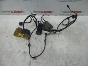 Used Cable (miscellaneous) BMW 2 serie Gran Tourer (F46) Price on request offered by N Kossen Autorecycling BV