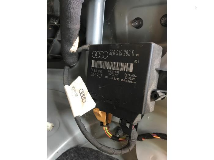 Begagnade PDC-modul Audi A4 Avant (B7) 2.0 TDI Pris på förfrågan erbjuds av N Kossen Autorecycling BV