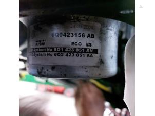 Usagé Pompe de direction Seat Cordoba (6L2) 1.4 16V Prix sur demande proposé par N Kossen Autorecycling BV