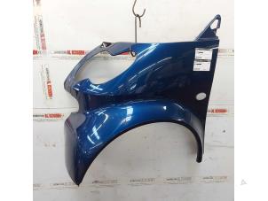 Used Front bumper, left-side component Smart Fortwo Price on request offered by N Kossen Autorecycling BV