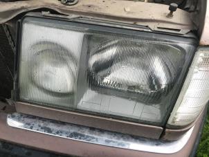 Used Headlight, left Mercedes E diesel (W124) 2.5 250 D Turbo Price on request offered by N Kossen Autorecycling BV