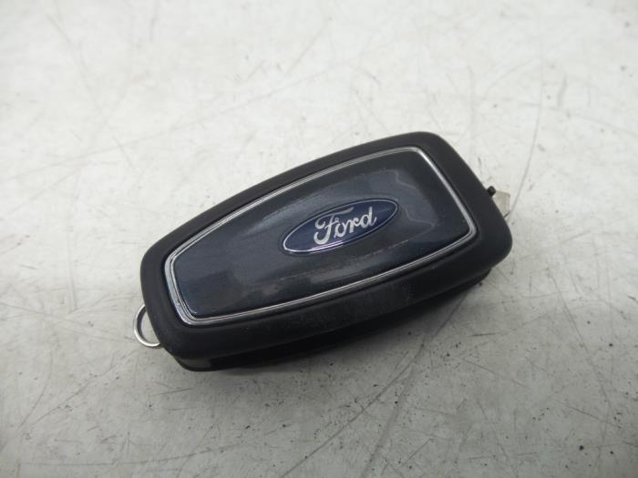 Folding key from a Ford Galaxy (WA6) 2.0 TDCi 16V 140 2014