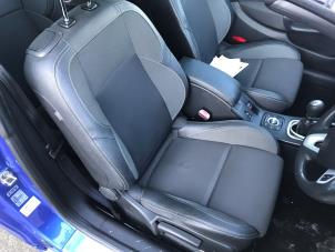 Gebrauchte Sitz rechts Renault Megane III CC (EZ) 1.4 16V TCe 130 Preis auf Anfrage angeboten von N Kossen Autorecycling BV