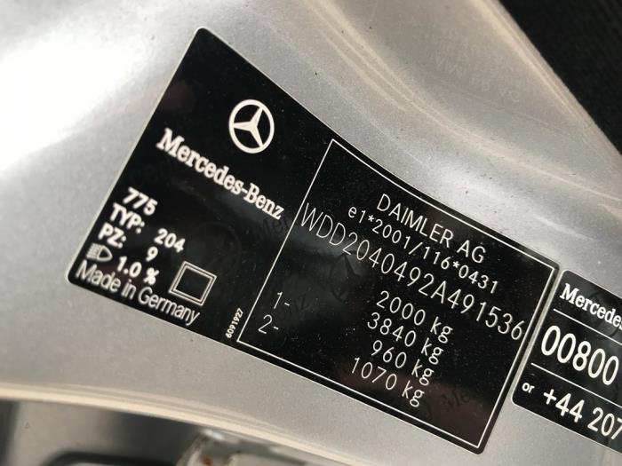 Revêtement portière 4portes arrière gauche d'un Mercedes-Benz C (W204) 1.8 C-180 CGI 16V 2011