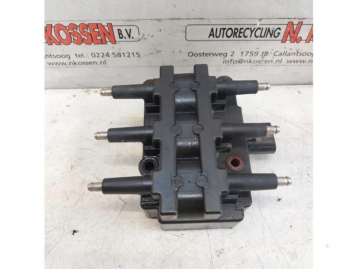 Gebrauchte Zündspule Chrysler Voyager/Grand Voyager (RG/RS) 3.3i V6 Grand Voyager Autom. Preis auf Anfrage angeboten von N Kossen Autorecycling BV