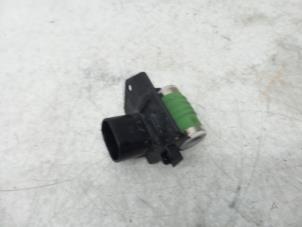Used Cooling fan resistor Opel Meriva Price on request offered by N Kossen Autorecycling BV