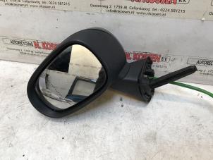 Used Wing mirror, left Renault Modus/Grand Modus (JP) 1.4 16V Price on request offered by N Kossen Autorecycling BV