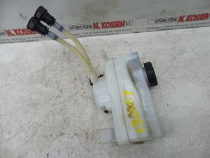 Used Brake fluid reservoir Opel Meriva Price on request offered by N Kossen Autorecycling BV