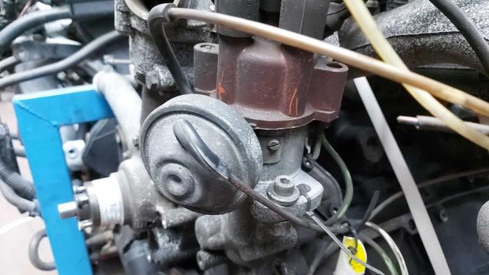 Gebrauchte Stromverteiler Mercedes C/CE (C123) 230 CE Preis auf Anfrage angeboten von N Kossen Autorecycling BV