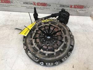 Used Clutch kit (complete) Renault Megane Price on request offered by N Kossen Autorecycling BV