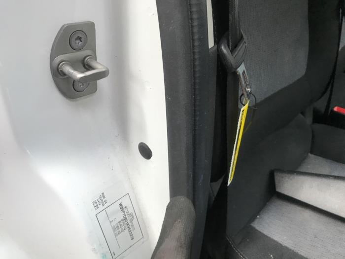 Goma de puerta de 2 puertas derecha de un Opel Vivaro 1.6 CDTi BiTurbo 125 2019