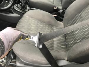 Usados Cinturón de seguridad izquierda delante Ford Focus 1 2.0 16V Precio de solicitud ofrecido por N Kossen Autorecycling BV