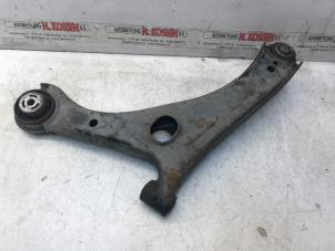 Used Front wishbone, right Chrysler Voyager Price on request offered by N Kossen Autorecycling BV