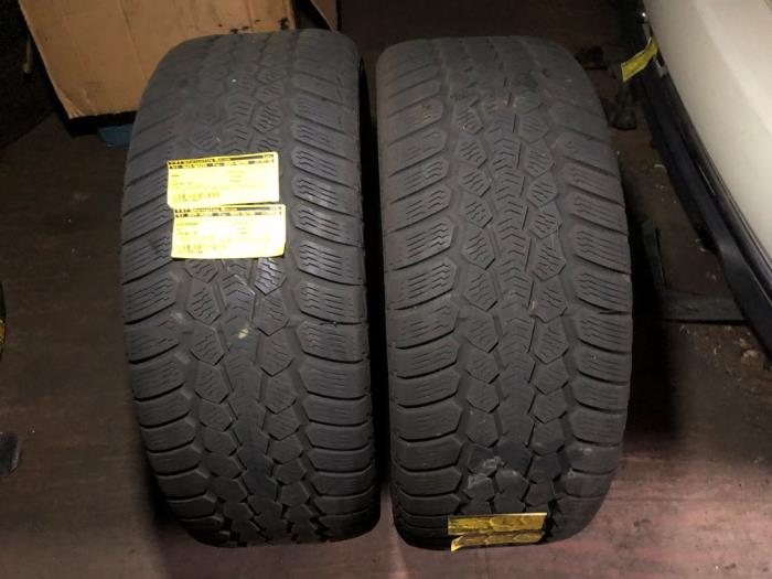 Używane Opona Cena na żądanie oferowane przez N Kossen Autorecycling BV