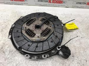 Used Clutch kit (complete) Mini Cooper Price on request offered by N Kossen Autorecycling BV