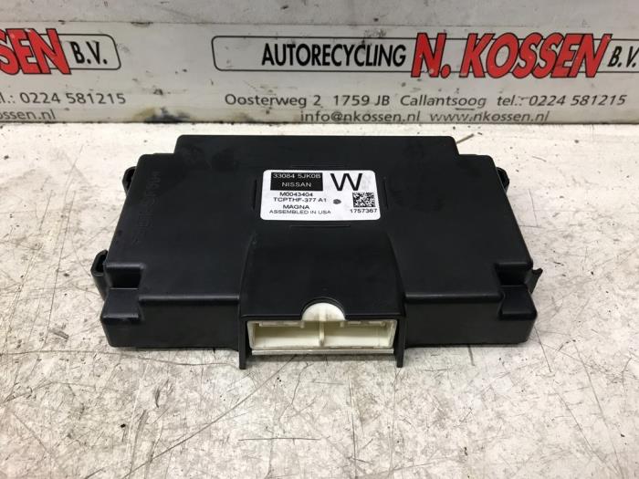 Używane Modul (rózne) Nissan Navara Cena na żądanie oferowane przez N Kossen Autorecycling BV