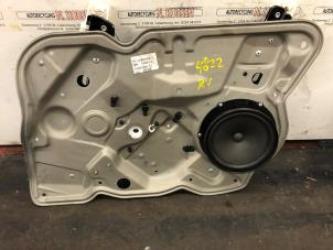 Used Window mechanism 4-door, front right Skoda Octavia (1Z3) 1.2 TSI Price on request offered by N Kossen Autorecycling BV