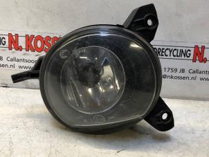 Used Fog light, front right Toyota Corolla Verso (R10/11) 1.8 16V VVT-i Price on request offered by N Kossen Autorecycling BV