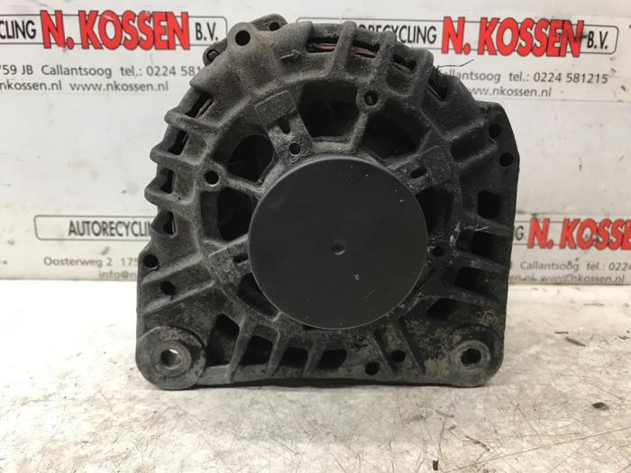 Usagé Dynamo Renault Master II (FD/HD) 2.2 dCi 16V Prix sur demande proposé par N Kossen Autorecycling BV