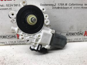 Used Door window motor Mitsubishi Colt (Z2/Z3) 1.3 16V Price on request offered by N Kossen Autorecycling BV