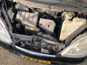 Engine from a Mercedes-Benz A (W168) 1.9 A-190 2000