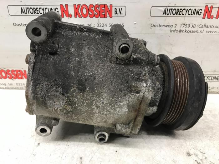Usagé Compresseur de clim Ford Focus 1 Wagon 1.6 16V Prix sur demande proposé par N Kossen Autorecycling BV