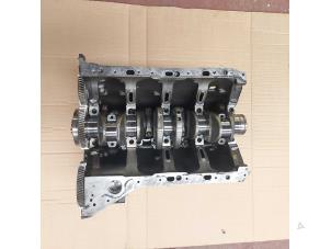 Used Crankshaft Mercedes Vito Price on request offered by N Kossen Autorecycling BV