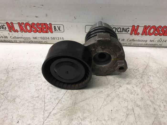 Usados Rodillo tensor correa múltiple Renault Clio Precio de solicitud ofrecido por N Kossen Autorecycling BV