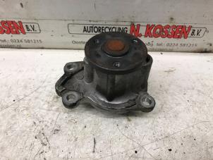 Used Water pump Renault Clio Price on request offered by N Kossen Autorecycling BV