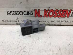 Used Airbag sensor Renault Megane Price on request offered by N Kossen Autorecycling BV