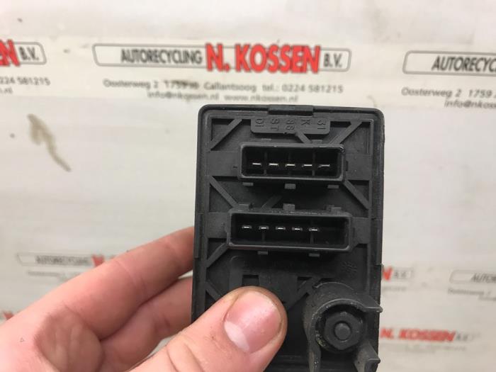 Glow plug relay Fiat Doblo 1.9 JTD 51299012