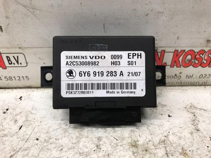 Begagnade PDC-modul Skoda Fabia (6Y5) 2.0i Pris på förfrågan erbjuds av N Kossen Autorecycling BV