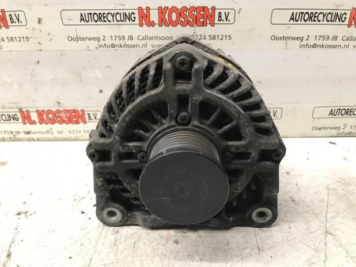 Usagé Dynamo Renault Megane Prix sur demande proposé par N Kossen Autorecycling BV