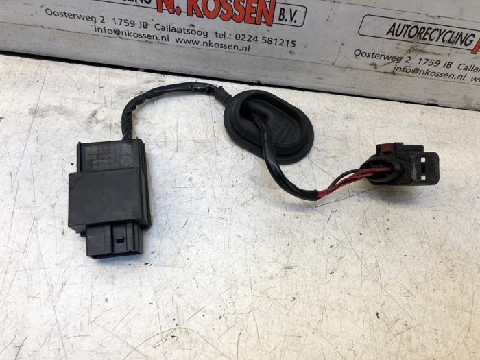 Fuel pump relays with part number 1K0906093H stock