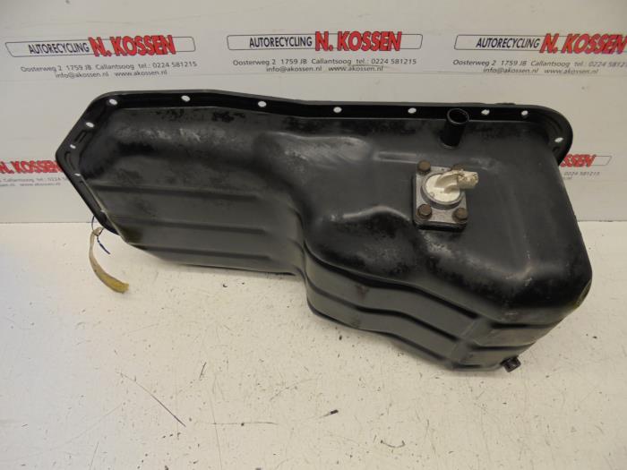 Used Sump Mitsubishi L-400 2.5 TD Price on request offered by N Kossen Autorecycling BV